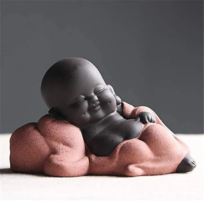 Healifty Creative Statue di Buddha in Ceramica Piccola Statua di Buddha Carino Monaco Figurina Creativi Baby Artigianato Bambole Ornamenti Regalo Cinese Delicato in Ceramica Arti E Mestieri 