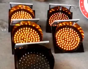 
solar flashing yellow LED traffic road safety warning light 