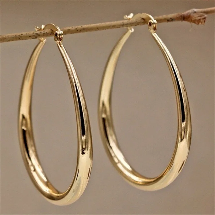 

Women Gold Plating Smooth Earring Fashion Round Earrings Metal Earring, Picture