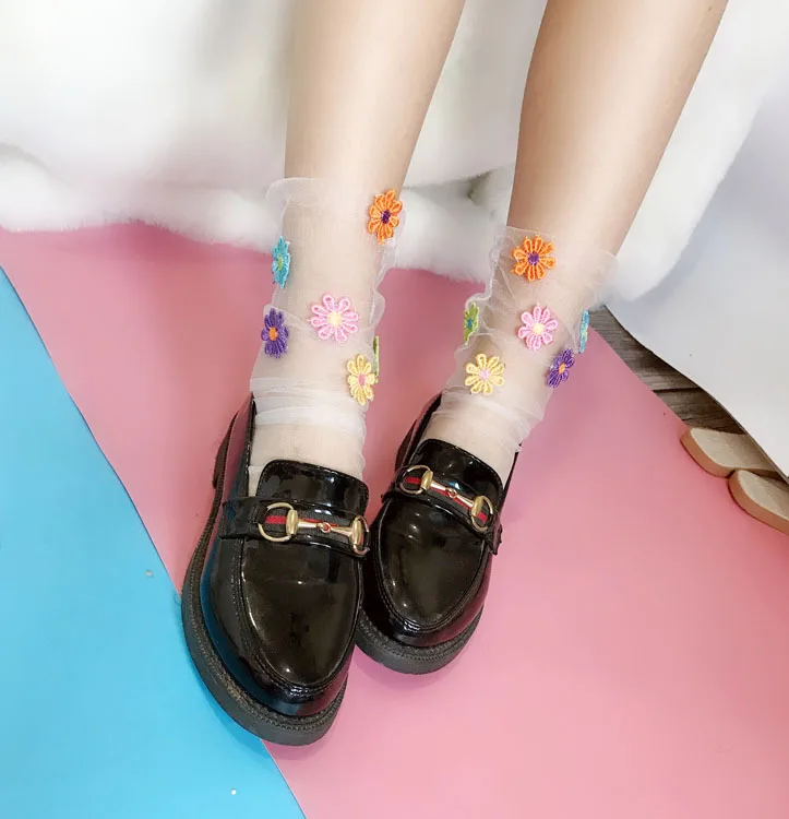 

2020 Girl's thin temperament socks fresh daisy flower pile sheer socks for women, Colors
