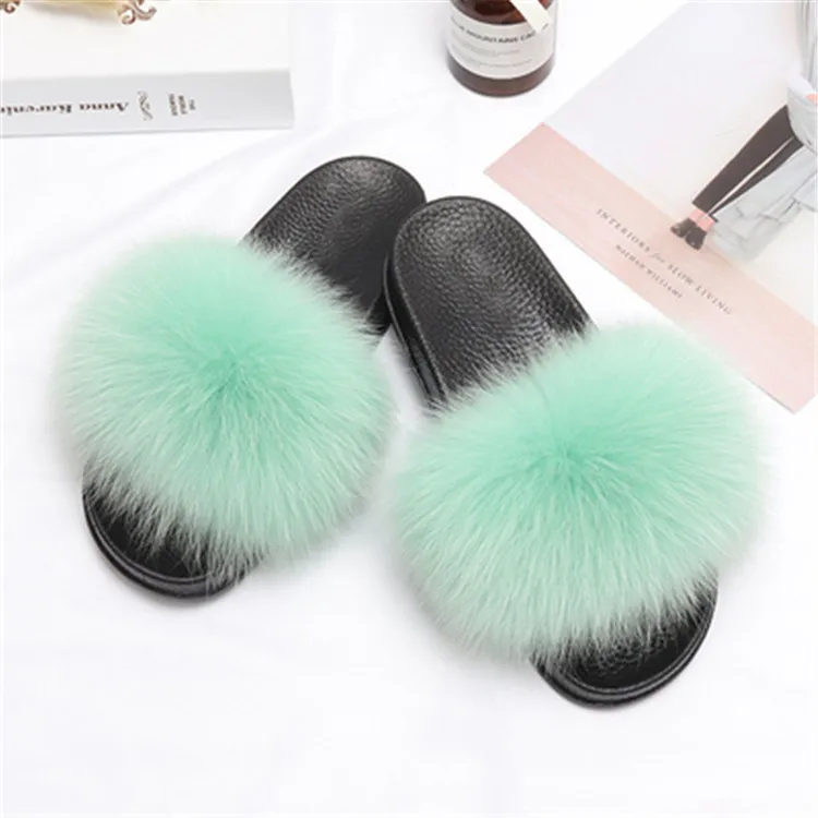 

2021 factory custom ladies fur slippers fox plush slippers, Customized color