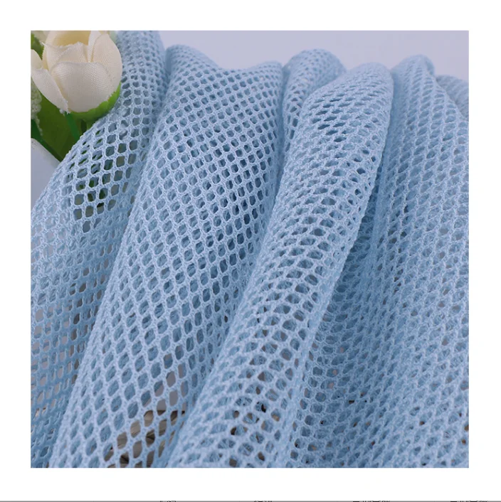 

105g Warp Knitted Non-Elastic 100%Polyester Breathable and Quick Drying Hexagonal Honeycomb Mesh Lining Block Fabric