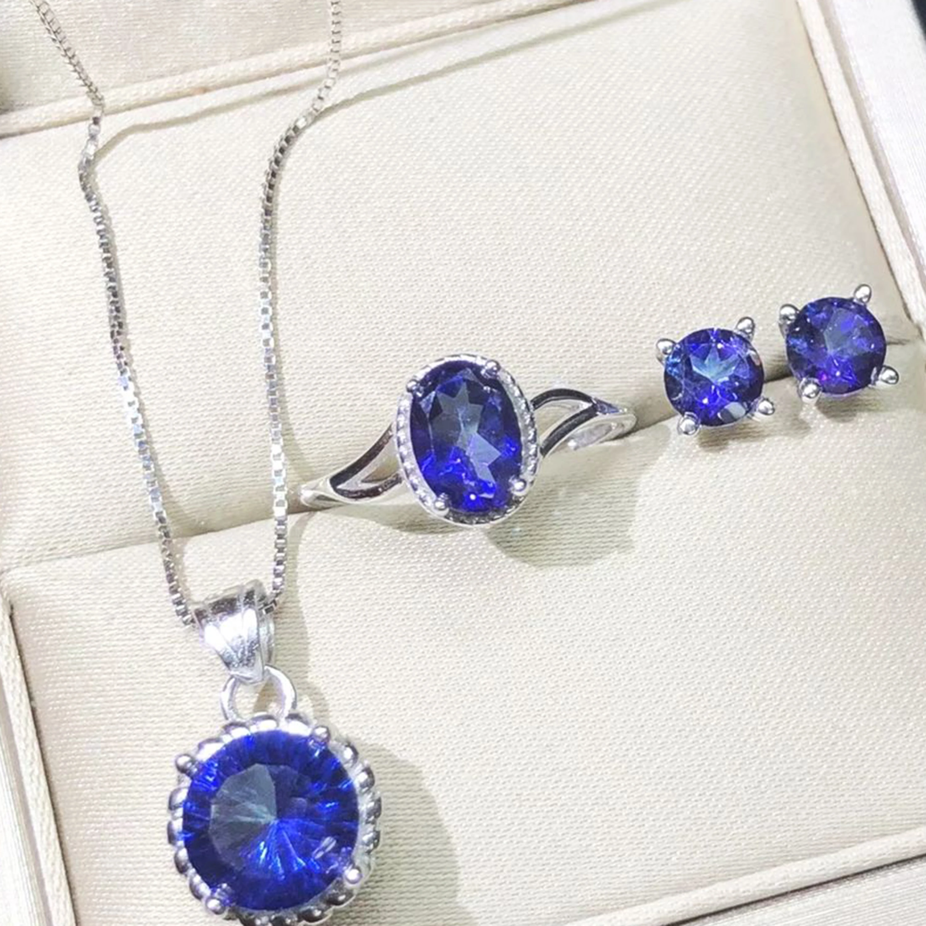 

High Quality Set Jewelry Tanzanite Natural Topaz Ring Earrings Pendant Wedding Engagement Jewelry Sets in 925 Sterling Silver