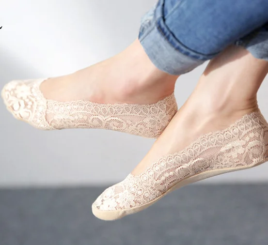 

2020 Fashion Women Girls ECMLN Summer Socks Style Lace Flower Short Sock Antiskid Invisible Ankle Socks