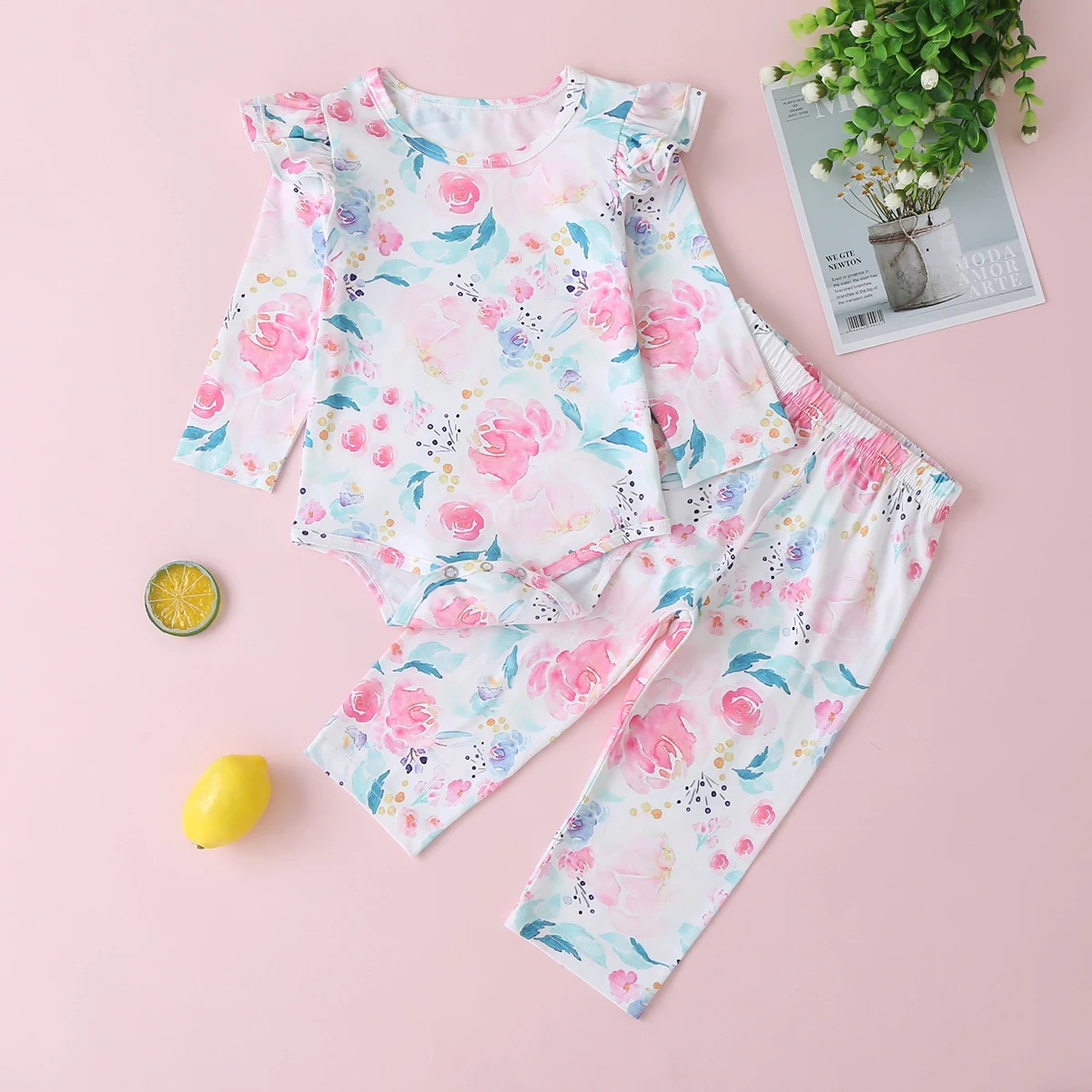 

Autumn Newborn Baby Girl Clothes 3 Pieces Cotton Flower Print Long Sleeve Bodysuit+trousers+bow Headband Home Baby Pajamas 0-12M