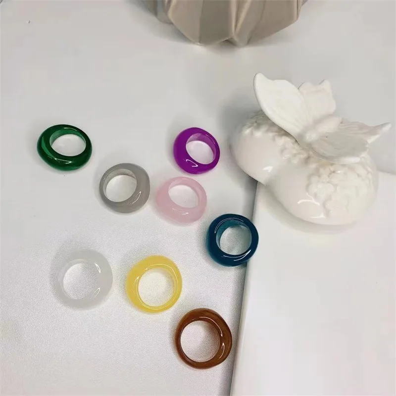 

OUYE 2021 summer Acrylic rings Fashion resin colour cute Resin Rings Jewelry Wholesale acrylic ring for women, Colorful