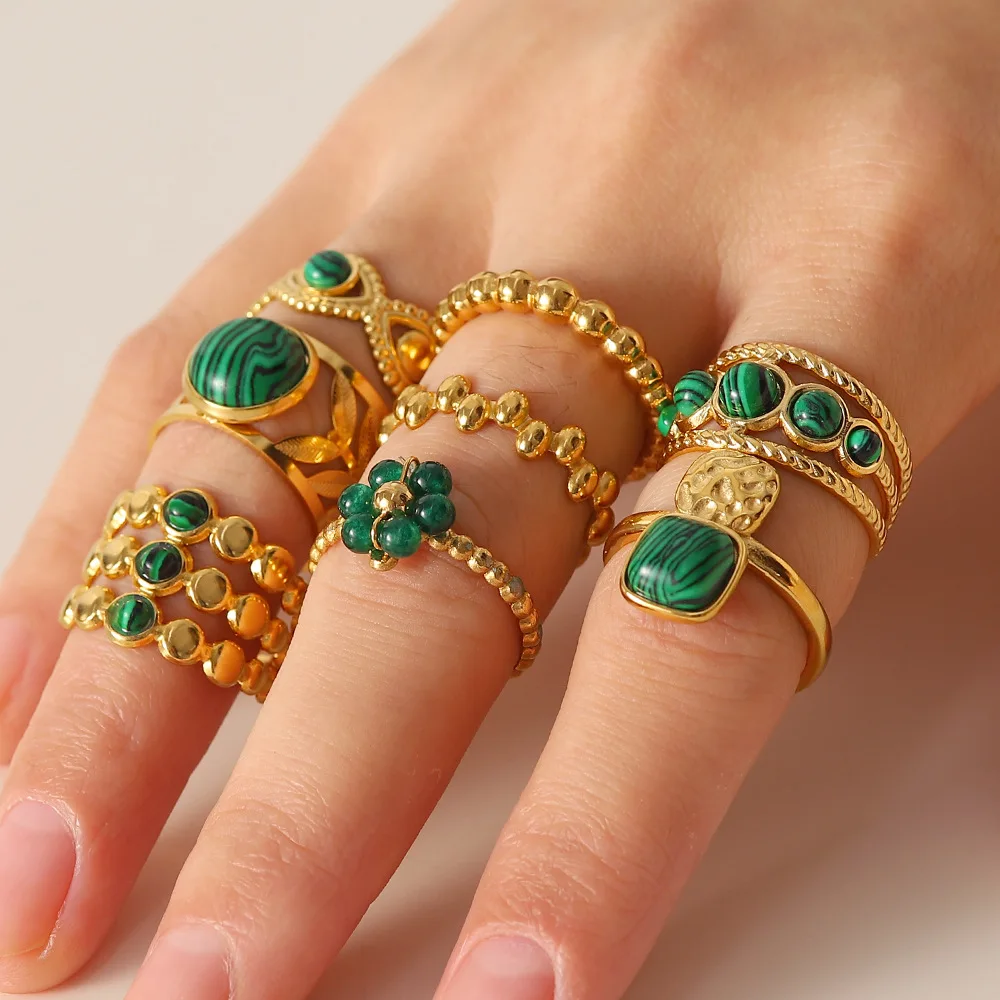 

Wholesale Ins Popular 18K Gold Plated Snake Green Stone Cross Ring Stainless Steel Layer Emerald Open Rings Jewelry