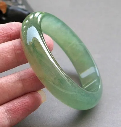 

Natural Ice Seed Light Green Jade Jadeite Bracelets Full of Women's Green Jadeite Bracelets Jewelry 52-62mm