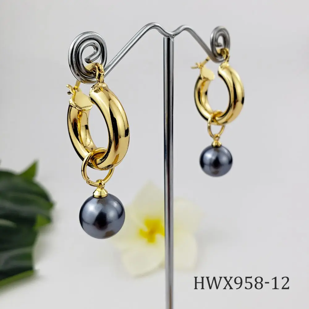 

hawaii pearl gold cooper earrings hoops