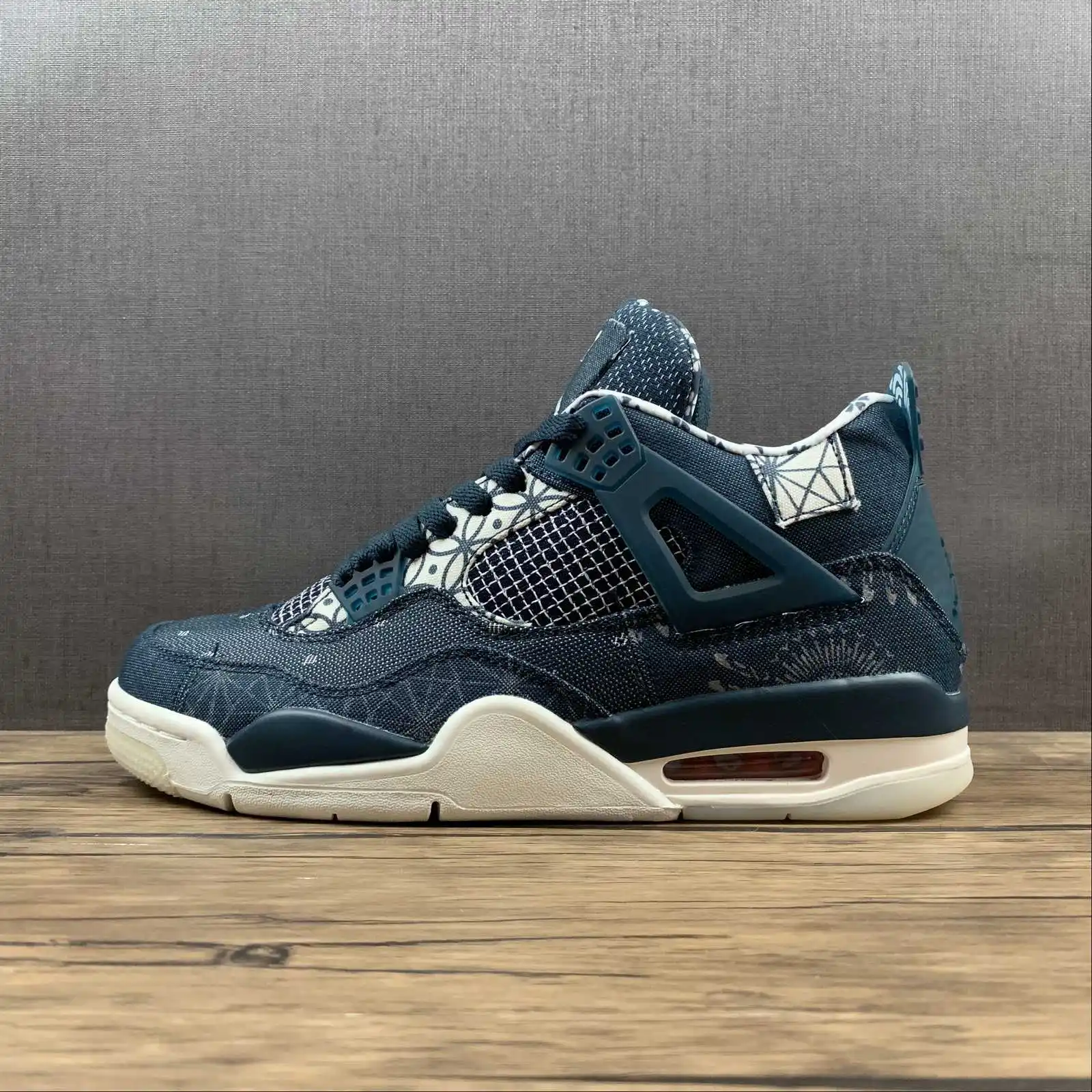 

Fashion Brand Men Nike Aj4 Fashion Air Jordan 4 Sports Shoes Basketball Nike Air Jordan 4 Shoes