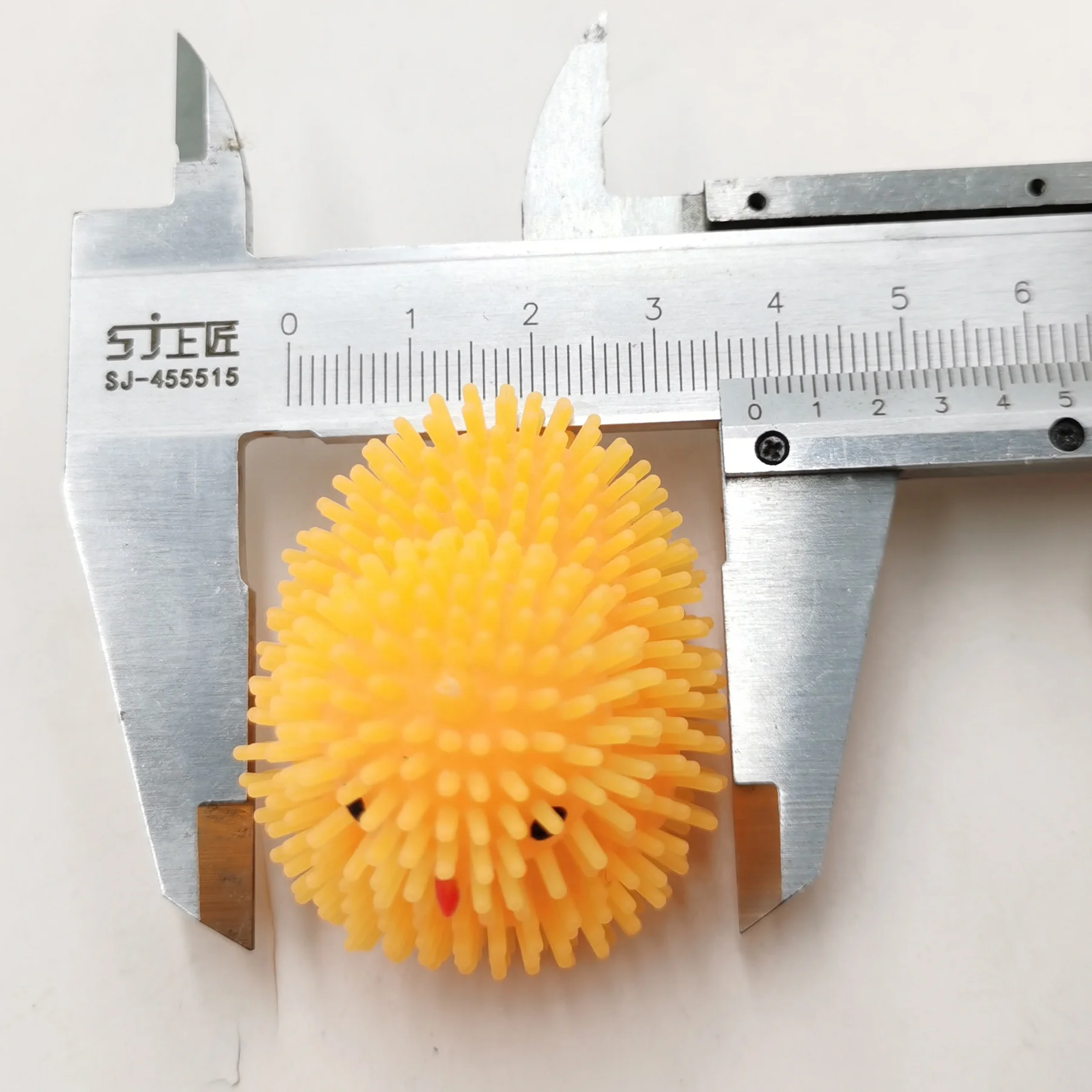 
Wholesale Mini Chick Plastic Capsule Toy Cute Stress Relief Small Flashing Animal Toy for Egg 