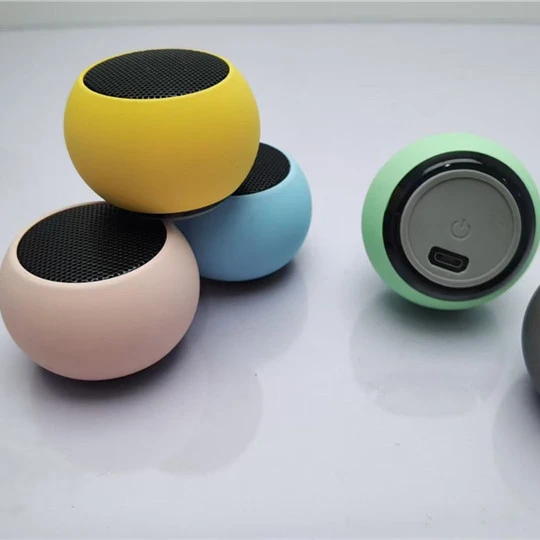 

Y3 BT Speaker Portable Outdoor Speaker Wireless Mini 3D Stereo Music Surround Sound Support FM TF Card Bass Box