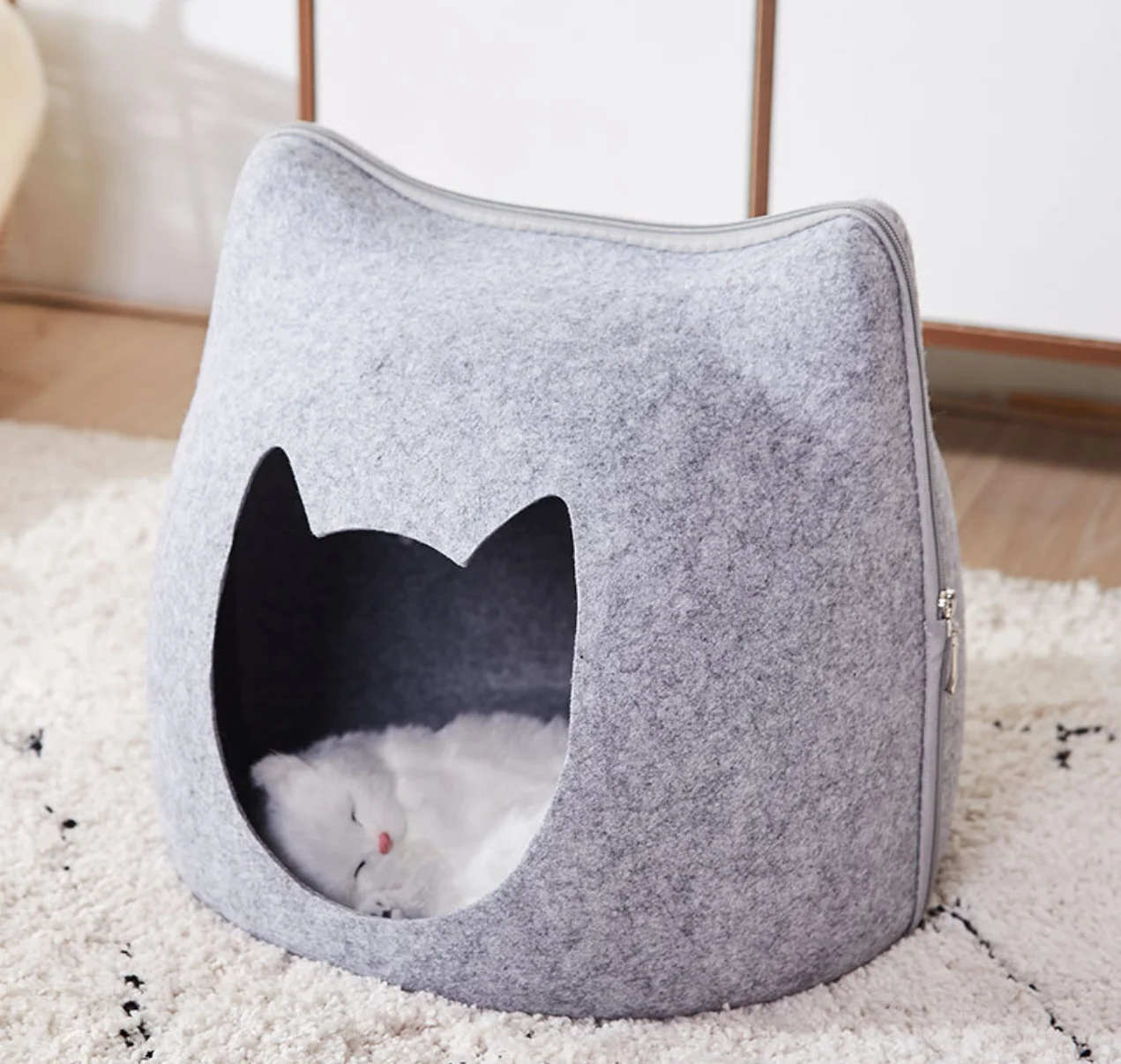 

Nonwoven Cat head shape warm and fashion cat cave, Customized color