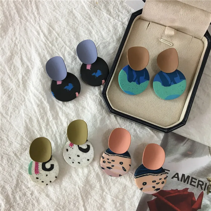 

Original hand-painted girls splash-ink painting frosted earrings retro French Ins geometric round earrings, Colorful