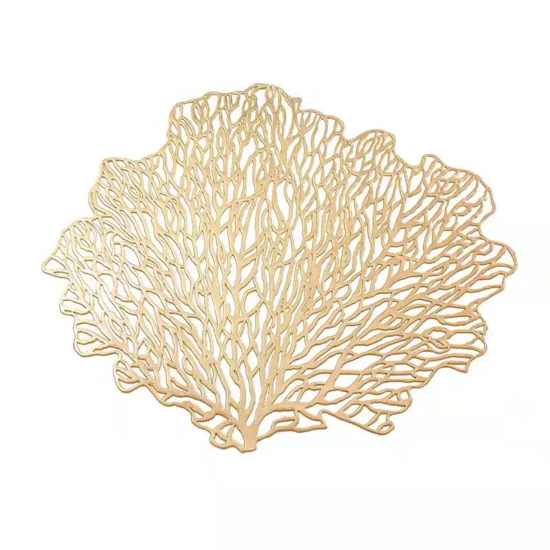 

2022 Gold PVC Pressed Vinyl Metallic Placemats/Wedding Accent Centerpiece Placemats Cutwork Decorative Dinning Table Mats