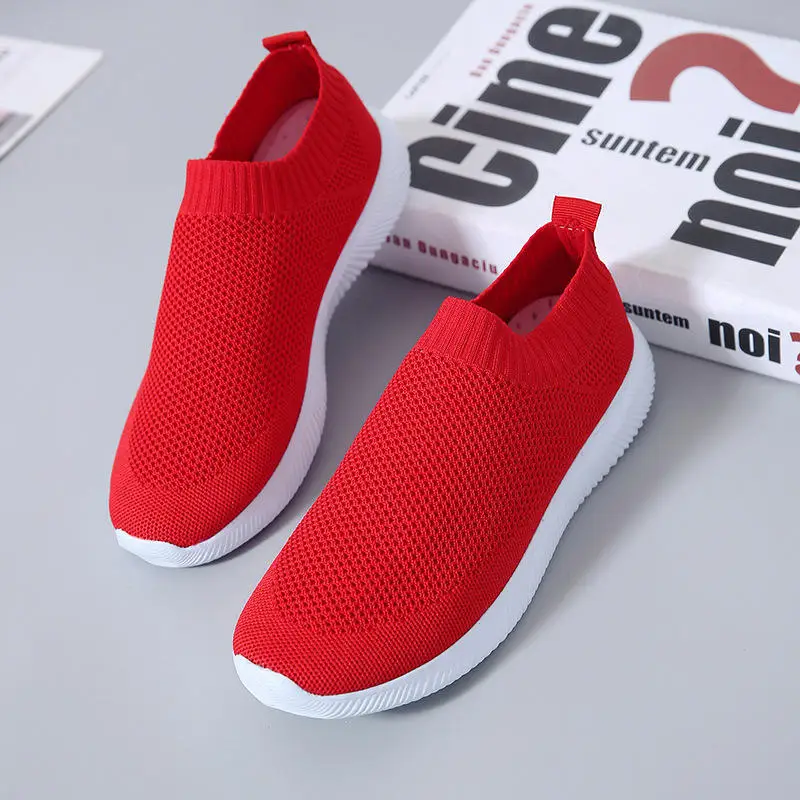 

Large Size Women Outdoor Walking Casual Comfy Sneakers