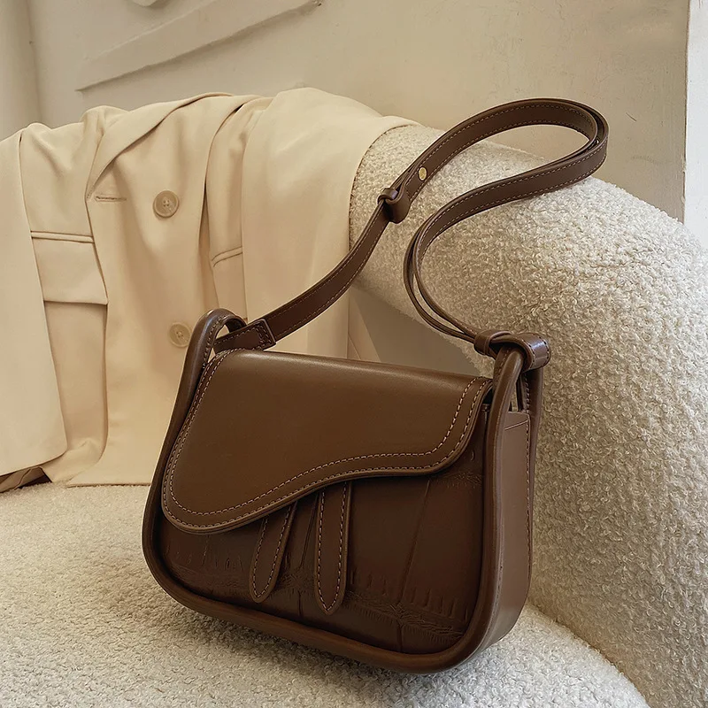 

Summer highland woman handbag brand new handbags for women luxury acrylic chain handbag