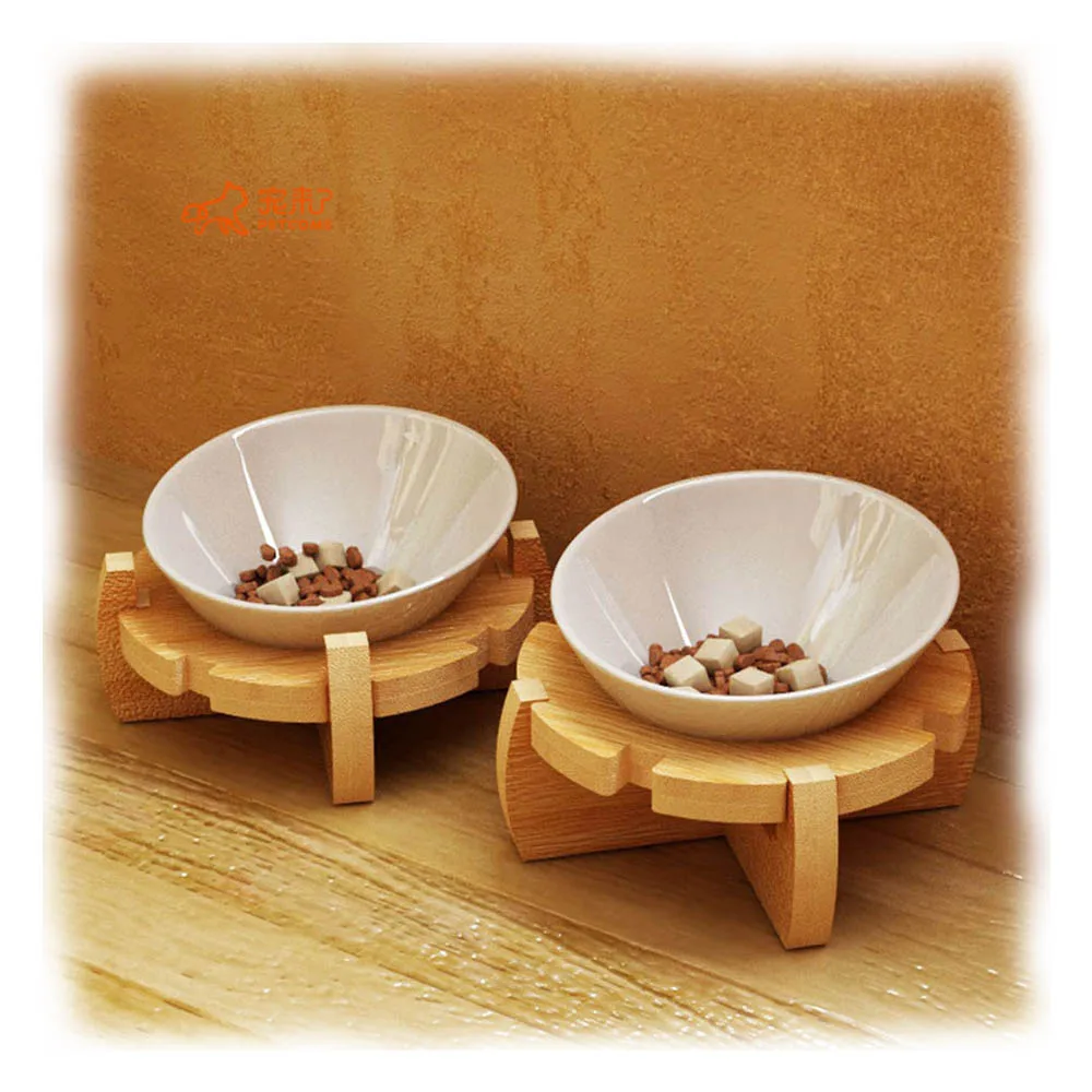 

PETCOME Amazon Best Sell Pet Bamboo Protect Cervical 15 Degree Tilted White Ceramic Dog Bowl, White color