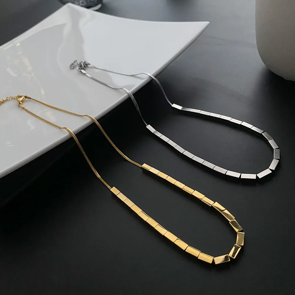 

Amazon AliExpress hot sale square snake chain necklace fashion women glod ins 2022 New luxury minority clavicle chain Jewelry, Gold color