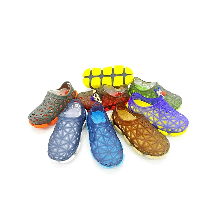 
Hot Sale Men EVA Garden Simple Clogs with Hole Beach Shoes 