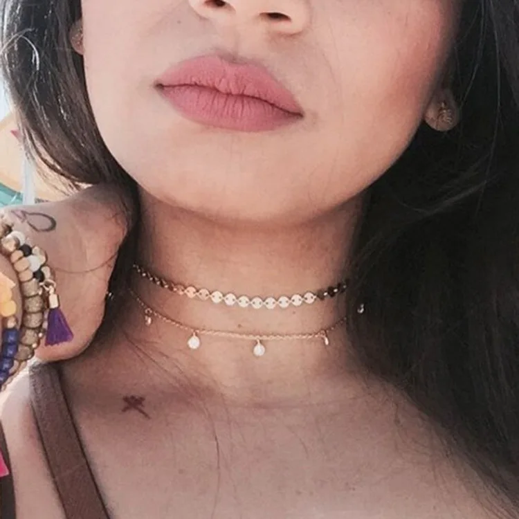 

Cute Layered Woman Choker Necklace Chain Golden Dainty Retro Collar Pearl Pendant Necklace for Women Sweater Chain Jewelry Gift