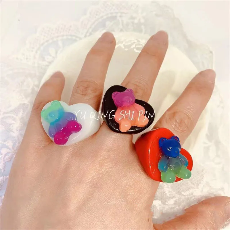 

2021 New Heart Acrylic Ring Acid Acetate Ring Colorful Bear Acrylic Resin Ring Bisuteria, Various