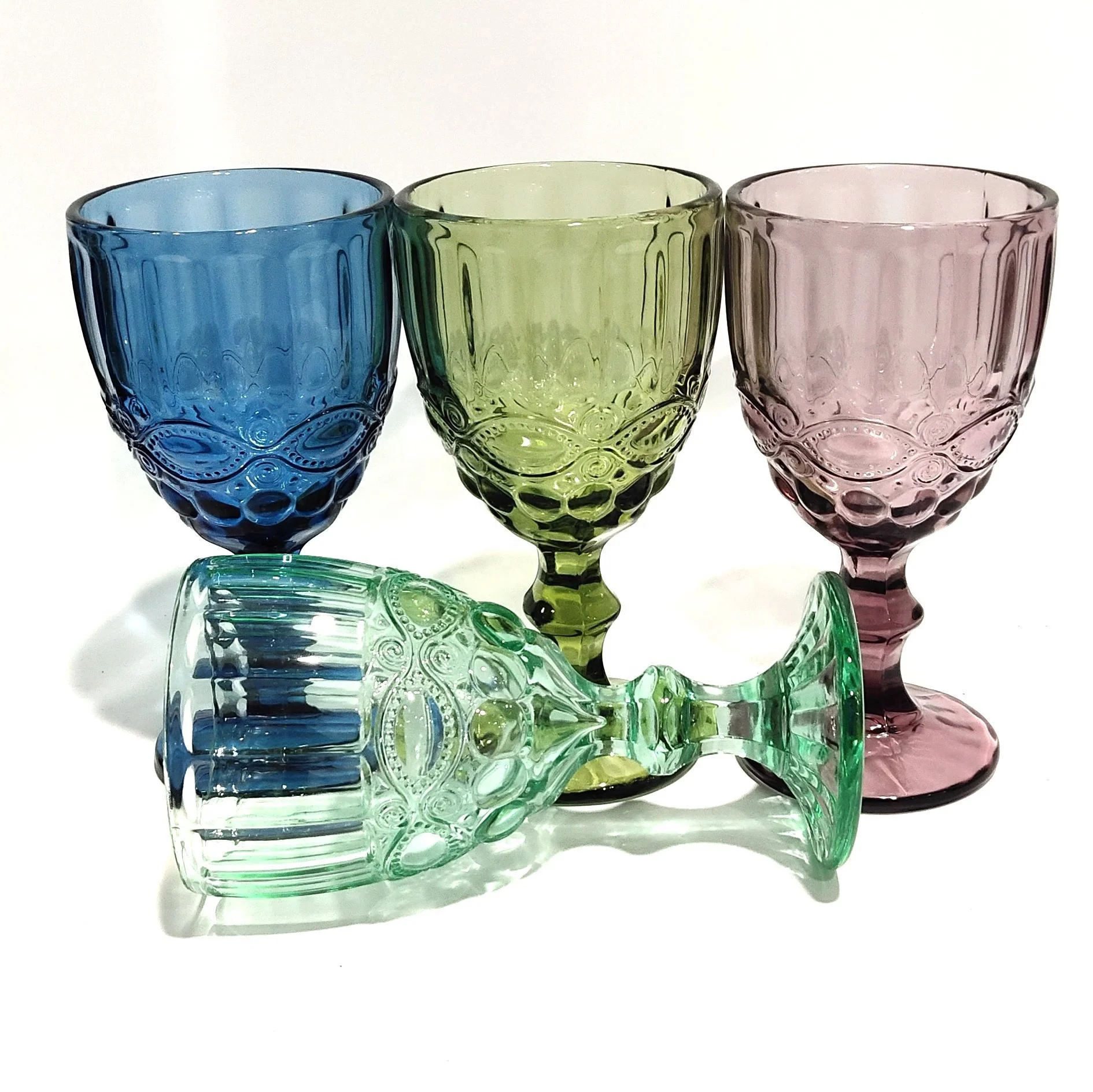 

Wholesale Vintage Embossed European Style Retro Champagne Juice Wine Glass Colored Glass Goblet, Muti colors