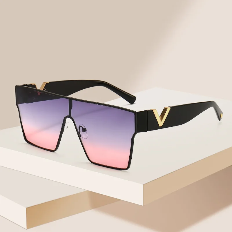 

MJ-0511 Europe And The United States Fan Fashion Designs Of Conjoined Box V Street Snap High Quality Fashion New Sunglasses