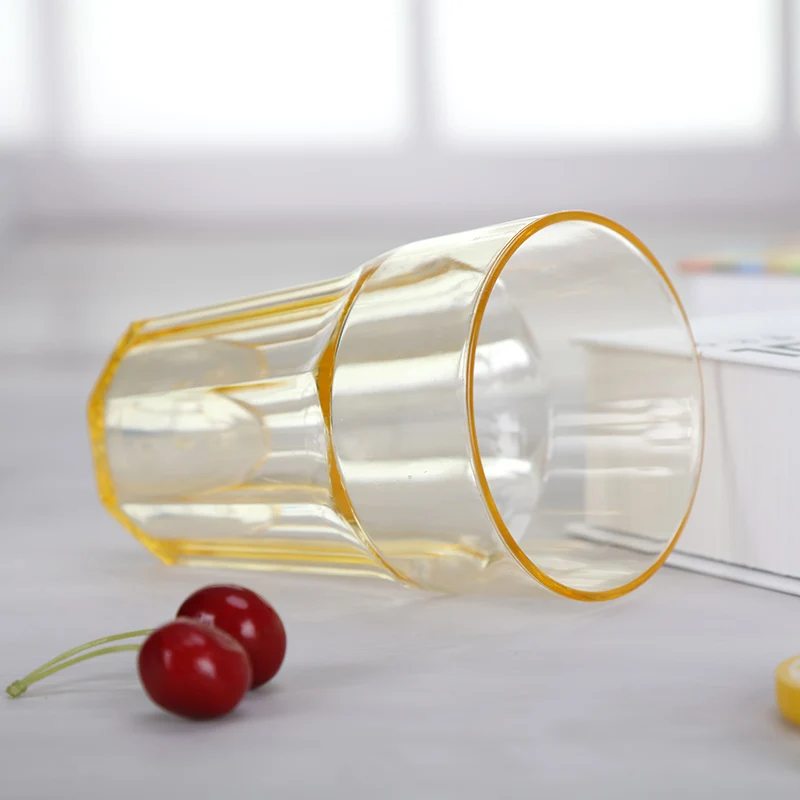 

Wholesale Eco-friendly Star Anise Plastic Transparent Water Cup