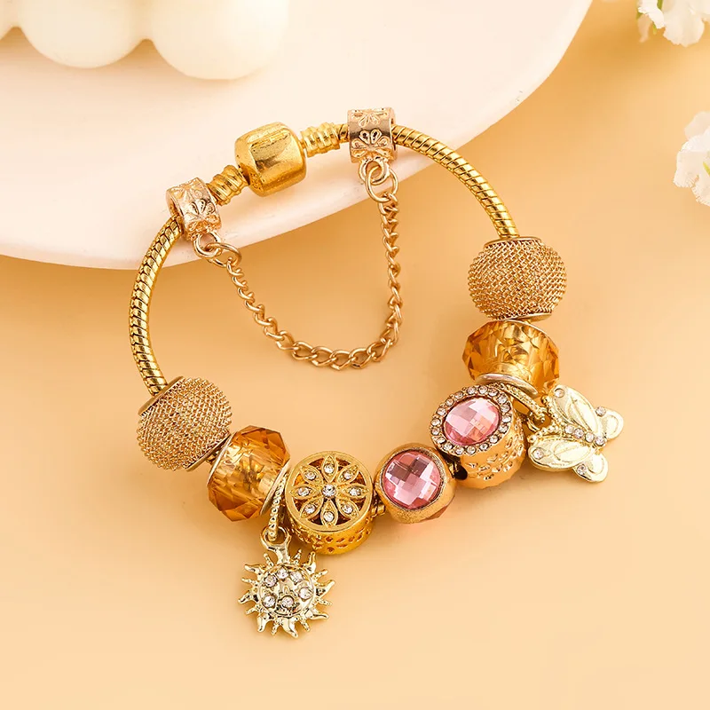 

2021 Gold Plated Bracelet Cheap Charm Heart Bracelet Popular Crystal Charm Bracelets and Bangles Woman Girl
