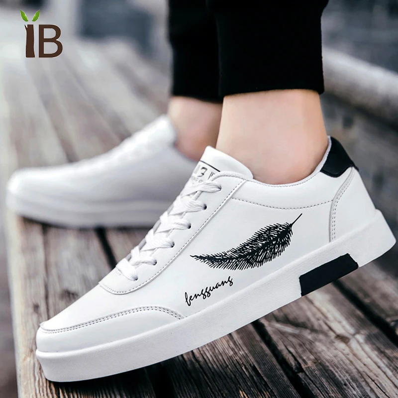 

China cheap factory price mens fashion running sports shoes, White,black,blue.