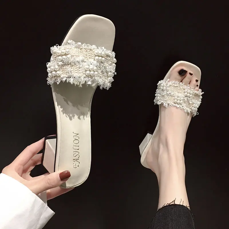 

2021 new arrival square heel slipper for lady women fur sandals 2020 slippers