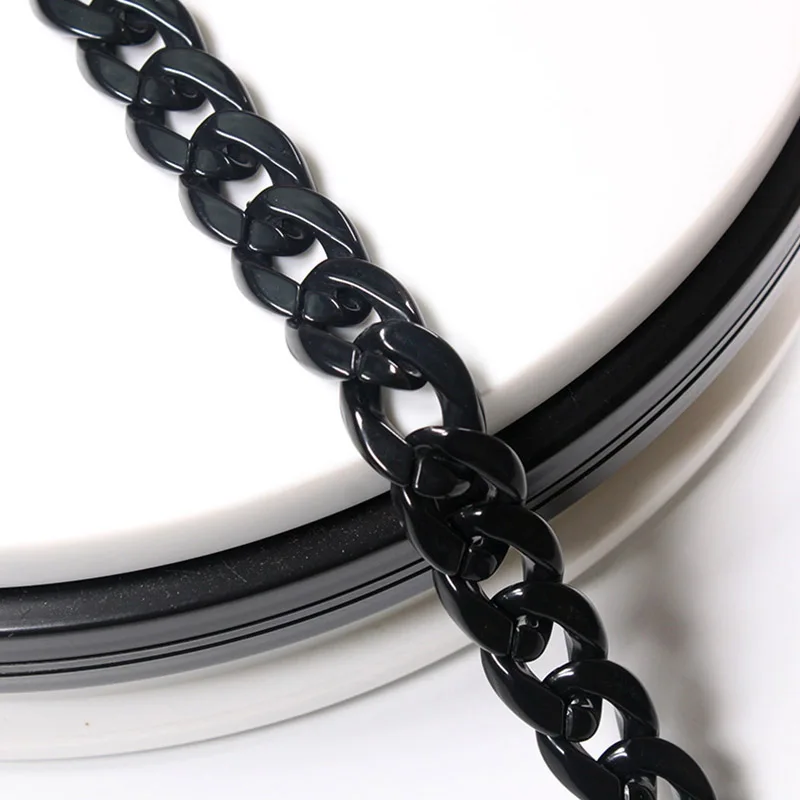 

Wholesale high quality acrylic shoulder chain, Transparent