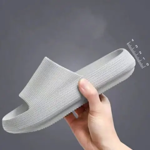 

Cheap wholesale customized logo slippers Good Price Of, Customized color