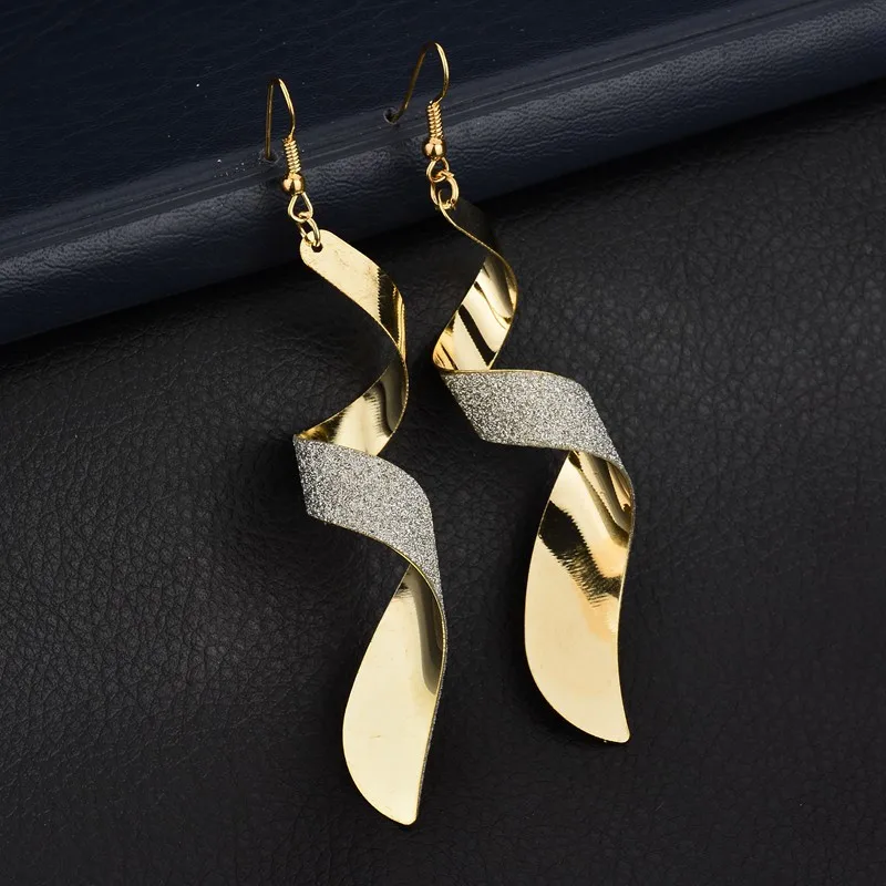 

New Design Delicate Gold Plated Long Gold Bar Spiral Earrings for Women