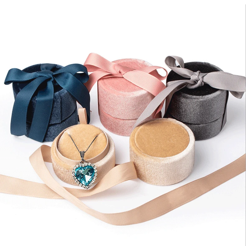 

Tongxing Jewelry Box Packaging with Ribbon Custom Round Velvet Wedding Ring Pendant Round Pink Jewellery Packaging Box