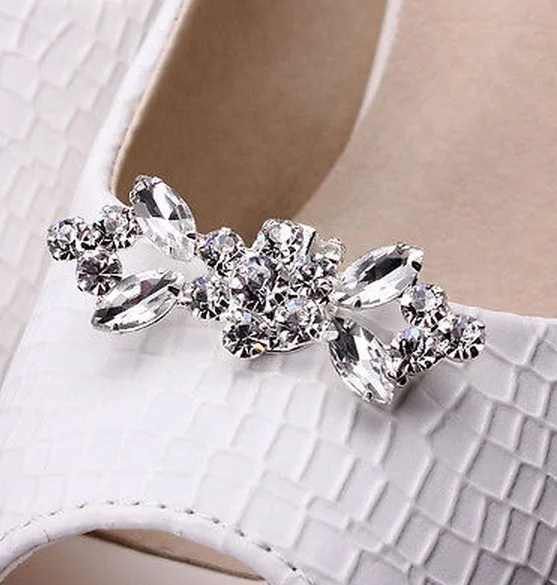 

XILIANGFEIZI Hot Selling Crystal Clog Rhinestone Buckle Metal Charms Shoe Accessories Fashion Luxury High Heel Shoe Charm