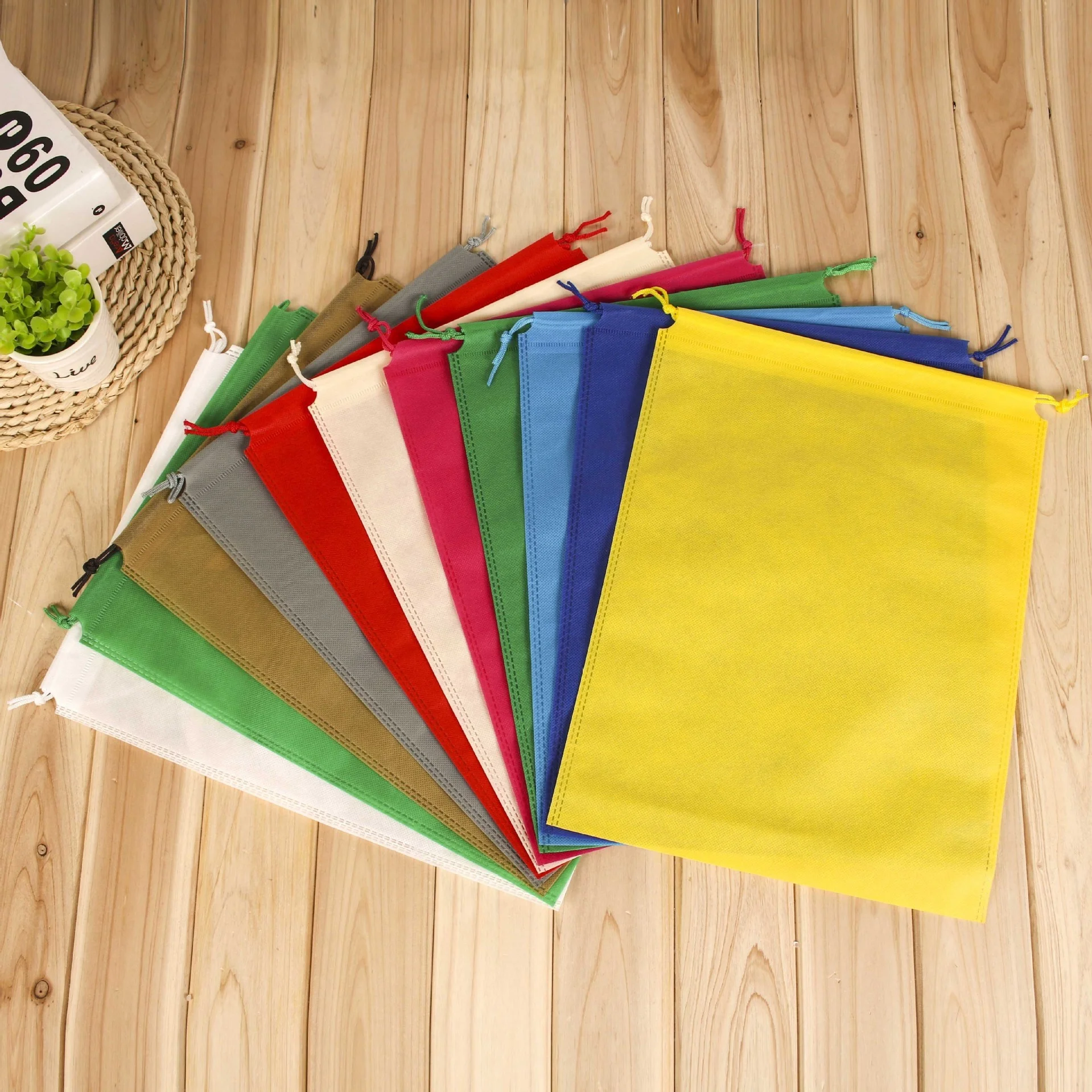 

High Quality 12 Colors Available Non Woven Drawstring Bag Wholesale, Customized color