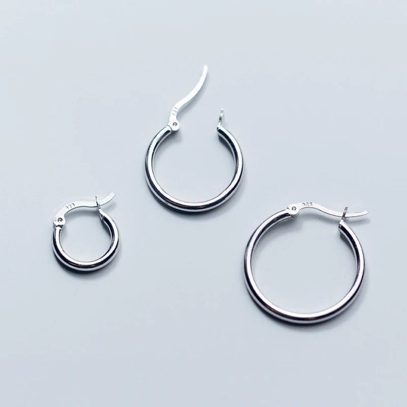 

Simple Round Circle Clip Earrings 3 Size, Silver
