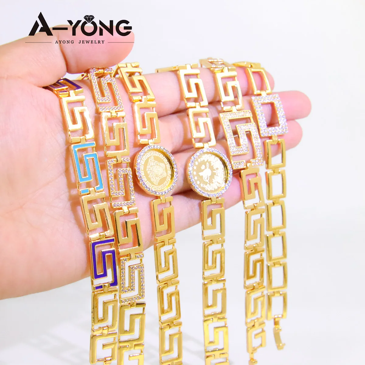 

Ayong Trendy Styles Brass Gold Plated Hollow Out Turkish Gold Coins Bracelet Natural Zircon Stone Bracelet For Women