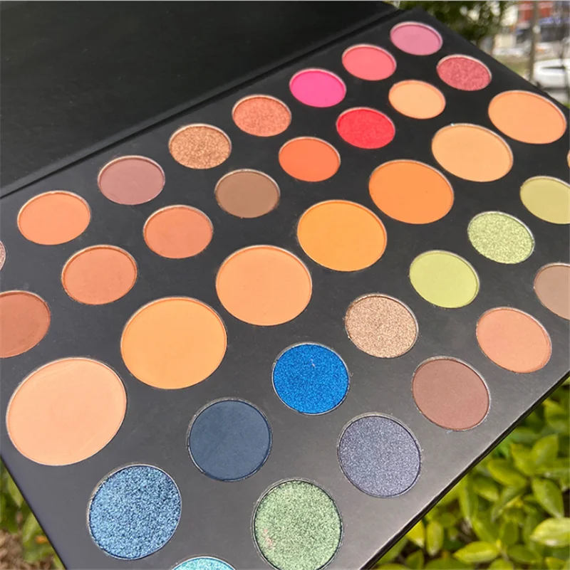 

Private Label Your Logo Waterproof gloss eyeshadow palette 35 colors eyeshadow palette