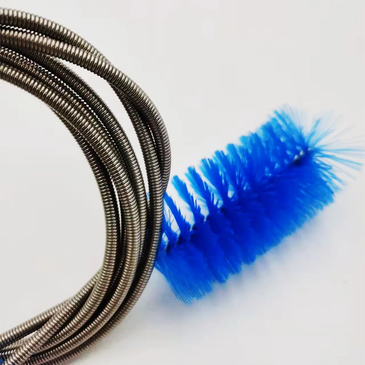 

Professional supply of aquarium condensate pipe cleaning custom flexible spring cleaning brush, Blue