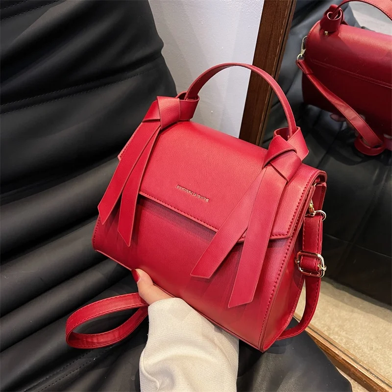

2022 Trending Solid Drop Shipping PU Leather Handbag Crossbody Shoulder Makeup Women Purses Small jelly Bag Ladies Red Handbags