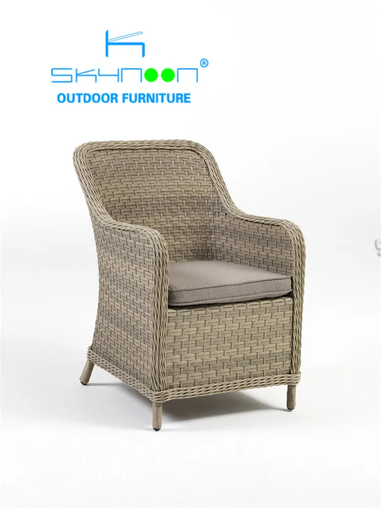 square wicker chair