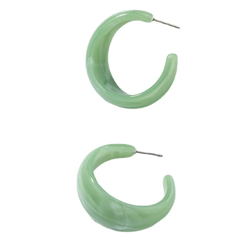 

Summer Hot Selling Resin Acrylic Candy Color C Shape Hoop Earrings Colorful Transparent Geometric Resin Earrings For Lady