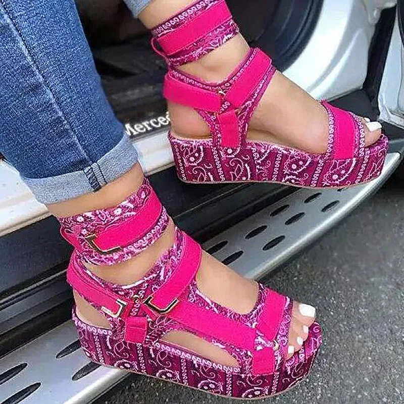 

Women Slides Slippers Flip Flops Casual Shoes 2021 Flats Sandals Ladies Slides Footwear Platform Shoes Women Bandana Sandals