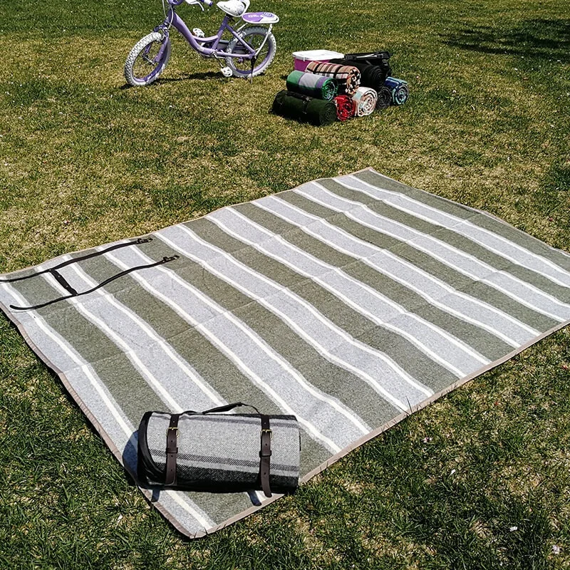 

i@home Wholesale foldable beach fleece custom travel picnic blanket outdoor, Charcoal ash/dark green