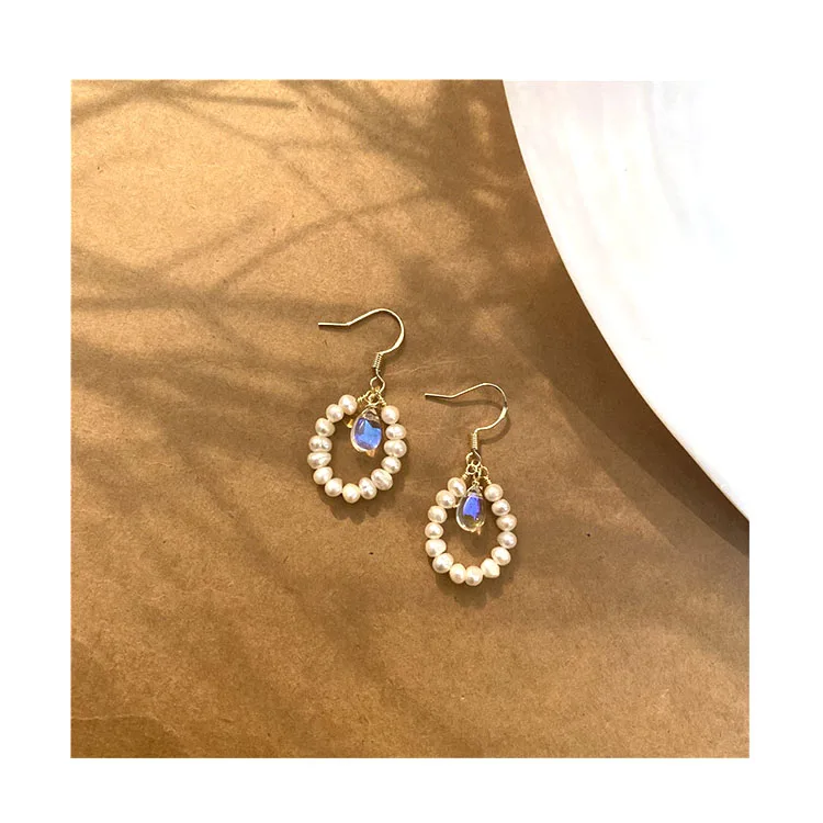 

Vintage long drop-shaped freshwater pearl earrings French style freshwater pearl ear clip