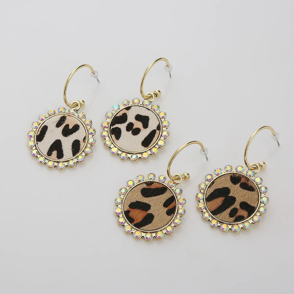 

Vintage Classic Geometric Faux Leather Hoop Dangle Leopard Earrings Stocks Sell Accept Small Order Cheap Wholesale Jewelry