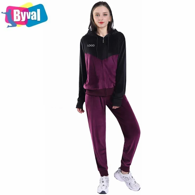 

China Manufacturer Women Polyester/Cotton Tracksuit Custom Logo Zip Hoodie And Matching Sweatpants 2-piece Set For Women, Customized color